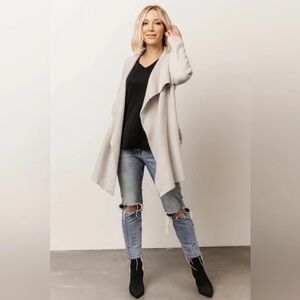 Baltic born- women’s cream‎ sweater.size small. EUC